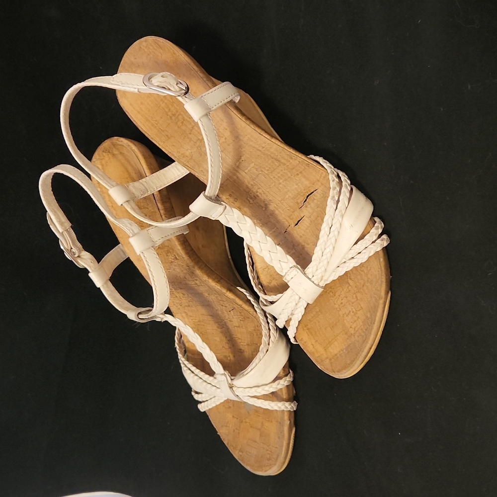 Kenneth Cole Reaction White Braided T-Strap Wedge Sandals
